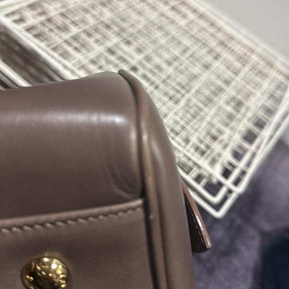 Luis Vuitton Neo Speedy with authentic LV bag charm. - Picture 12 of 17